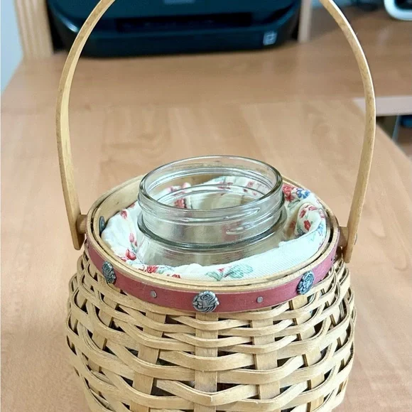 Longaberger basket Pasadena Tournament of Roses 2004 Let Me Call You Sweetheart - Picture 2 of 6